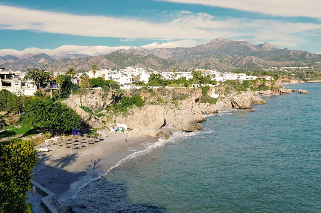 1 Bedroom In Verano Azul, Free Wi-Fi Nerja Dış mekan fotoğraf