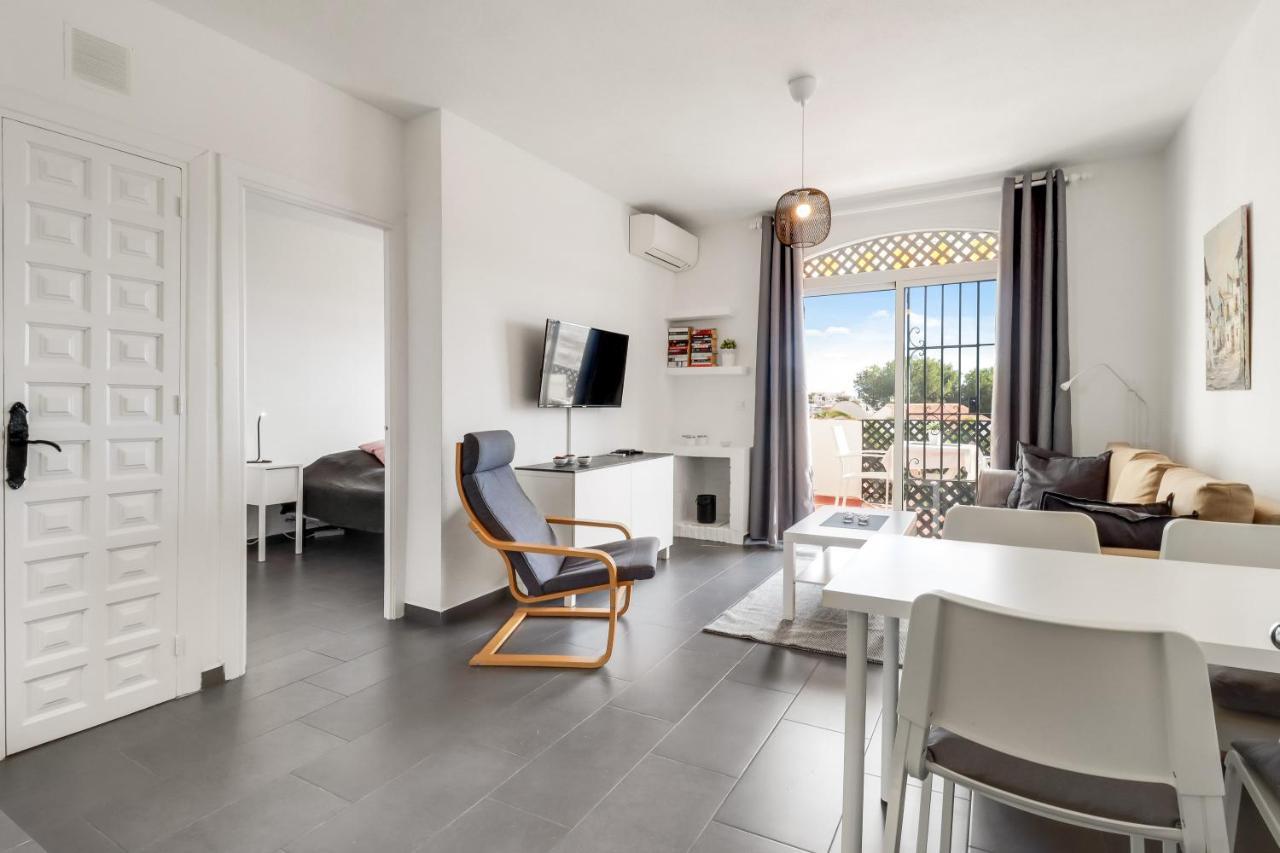 1 Bedroom In Verano Azul, Free Wi-Fi Nerja Dış mekan fotoğraf